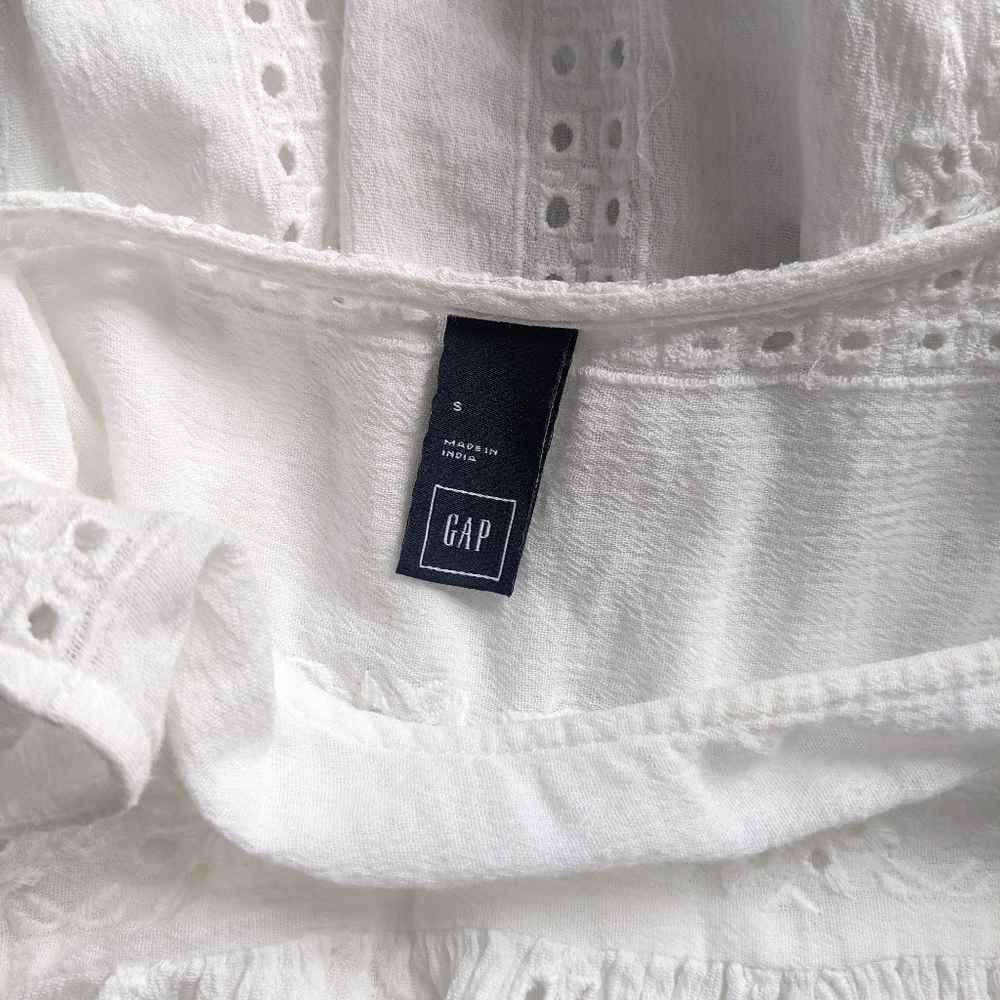 Gap White Eyelet Sleeveless Top - Picture 3 of 4